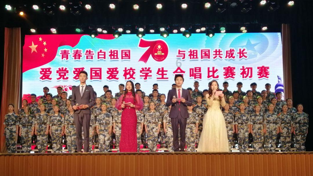 探索奇妙世界,尽在夏季,买什么样的高跟鞋穿会比较好?红迪网